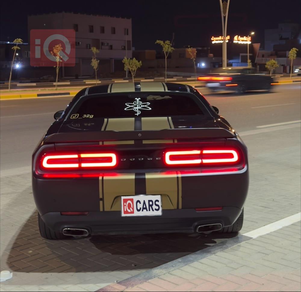 Dodge Challenger